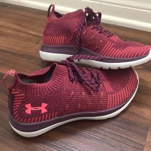 UnderArmour Running Sneakers